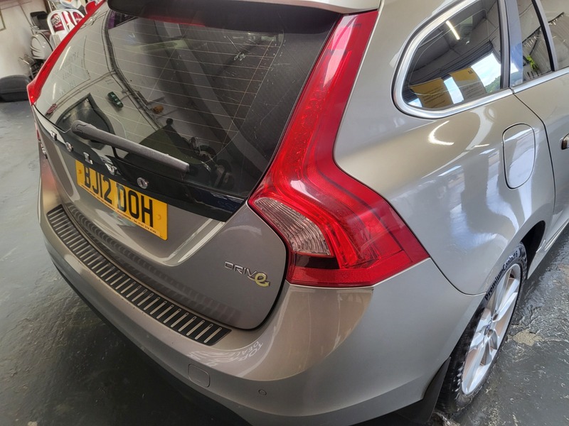 Used Volvo V60 2012 for sale - 76069348: Photo 13