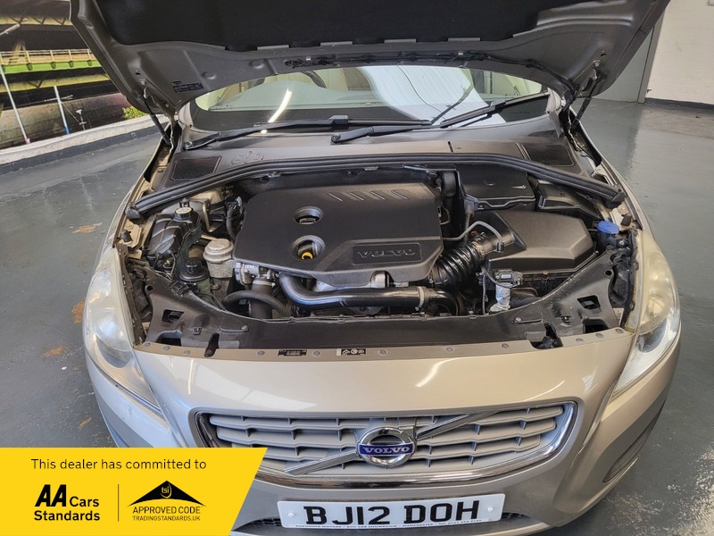 Used Volvo V60 2012 for sale - 76069348: Photo 24