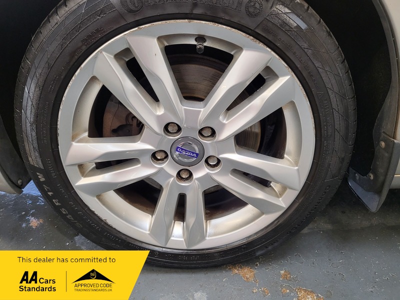 Used Volvo V60 2012 for sale - 76069348: Photo 25