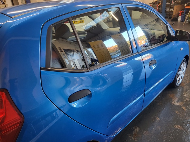 Used Hyundai i10 2011 for sale - 76368368: Photo 11