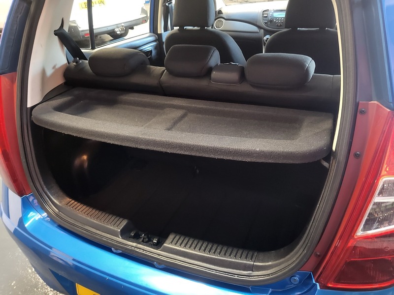 Used Hyundai i10 2011 for sale - 76368368: Photo 22