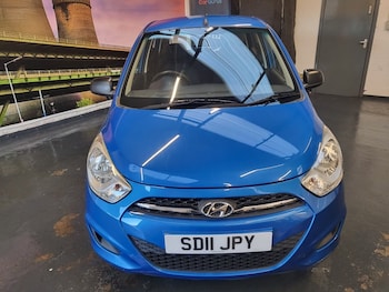 Used Hyundai i10 2011 for sale - 76368368: Photo