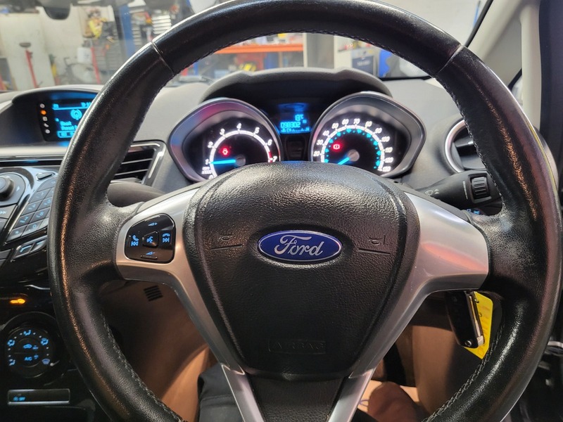 Used Ford Fiesta 2013 for sale - 76591308: Photo 12