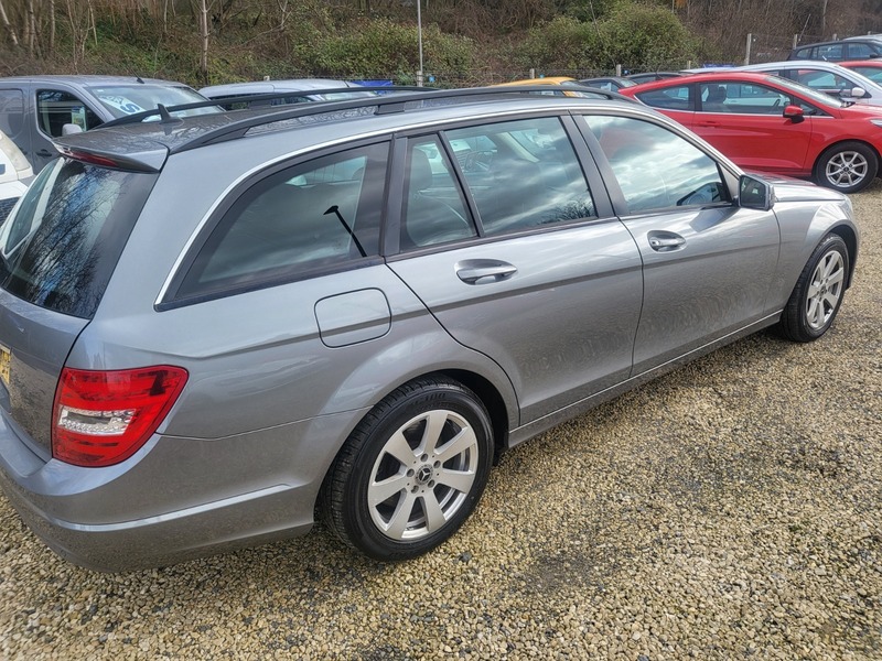 Used Mercedes-Benz C Class 2012 for sale - 77668119: Photo 11