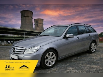 Used Mercedes-Benz C Class 2012 for sale - 77668119: Photo