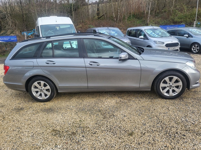 Used Mercedes-Benz C Class 2012 for sale - 77668119: Photo 8