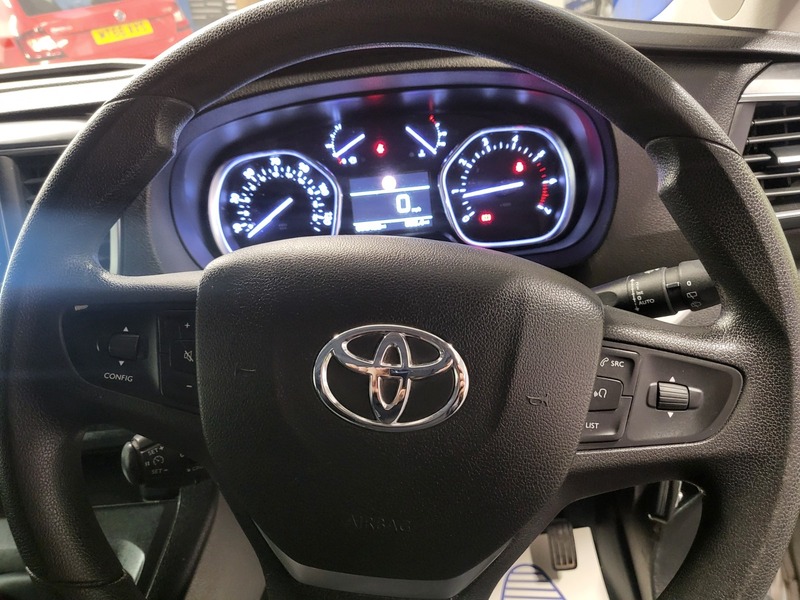 Used Toyota PROACE CITY Verso 2018 for sale - 76439660: Photo 12