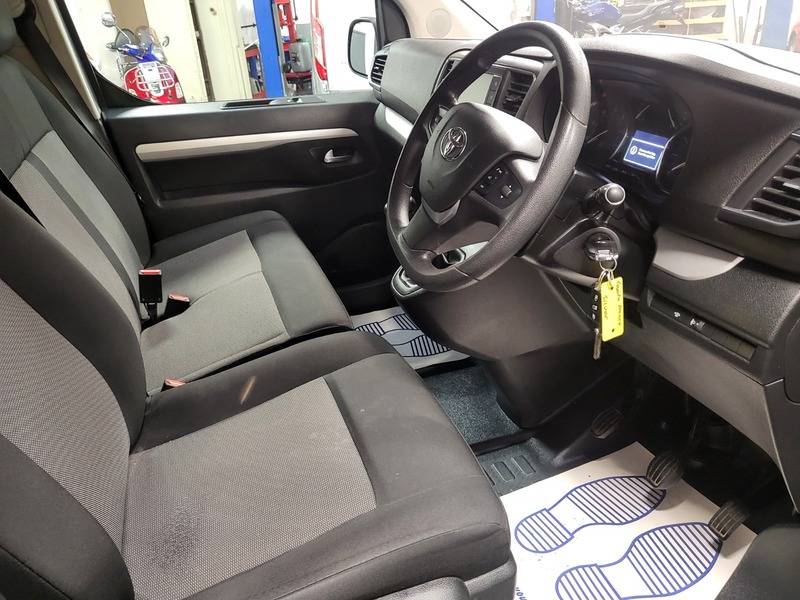 Used Toyota PROACE CITY Verso 2018 for sale - 76439660: Photo 3