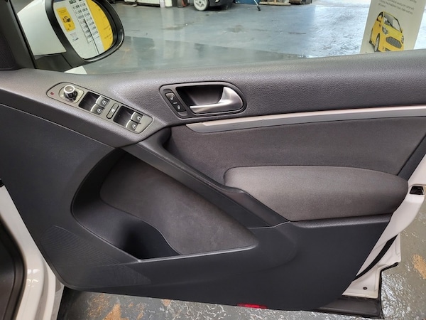 Used Volkswagen Tiguan 2012 for sale - 76185872: Photo 17