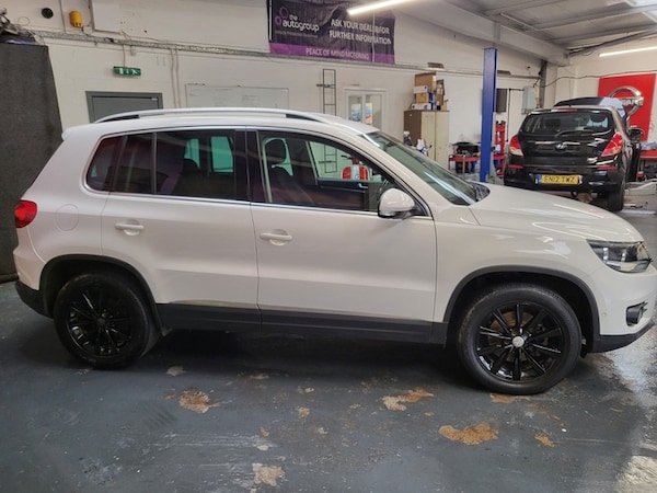 Used Volkswagen Tiguan 2012 for sale - 76185872: Photo 8