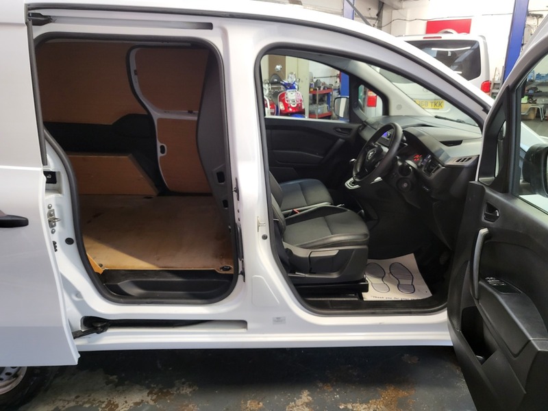 Used Renault Kangoo 2024 for sale - 77162093: Photo 18