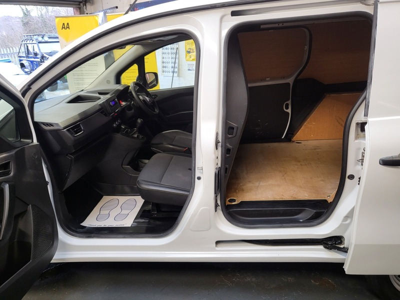 Used Renault Kangoo 2024 for sale - 77162093: Photo 22