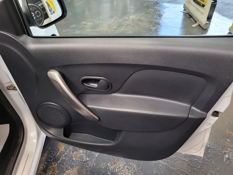 Used Dacia Sandero 2016 for sale - 76924089: Photo 13