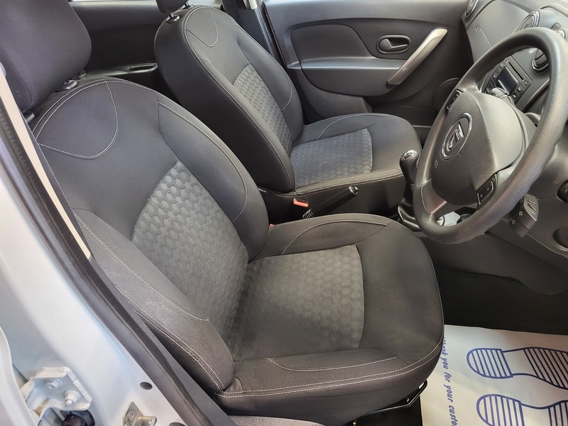 Used Dacia Sandero 2016 for sale - 76924089: Photo 16