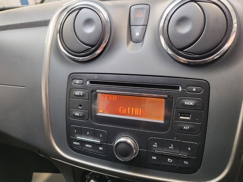 Used Dacia Sandero 2016 for sale - 76924089: Photo 5