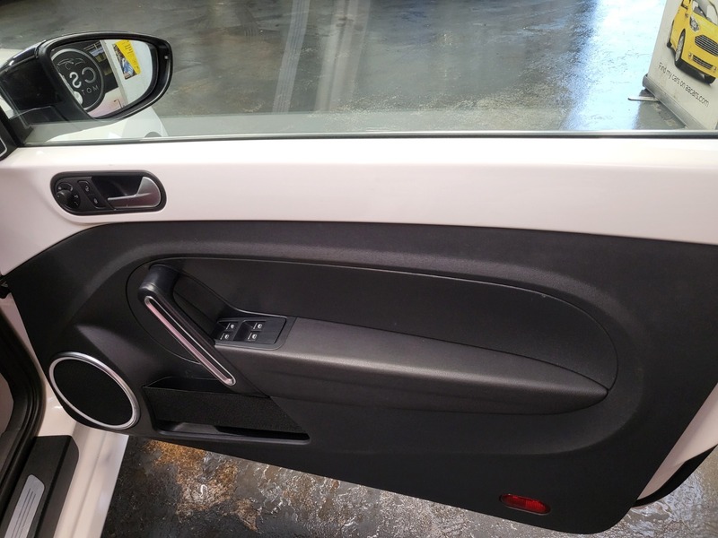 Used Volkswagen Beetle 2013 for sale - 76510441: Photo 14