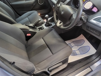 Used Renault Megane 2008 for sale - 75296489: Photo