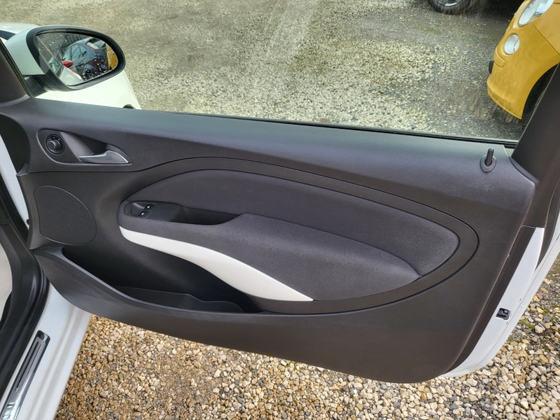 Used Vauxhall ADAM 2015 for sale - 77766022: Photo 14