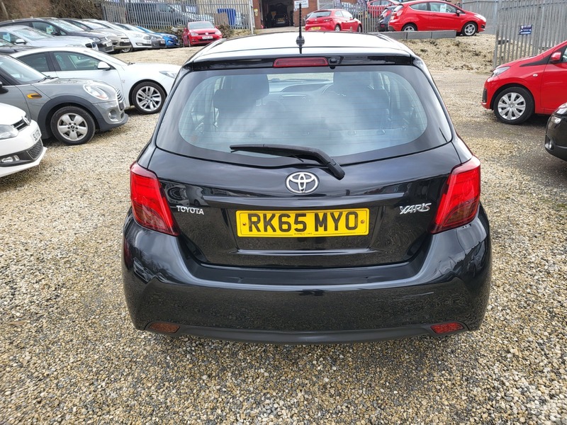 Used Toyota Yaris 2015 for sale - 77720750: Photo 11