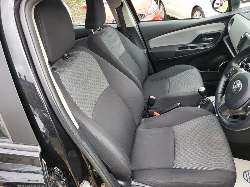 Used Toyota Yaris 2015 for sale - 77720750: Photo 17