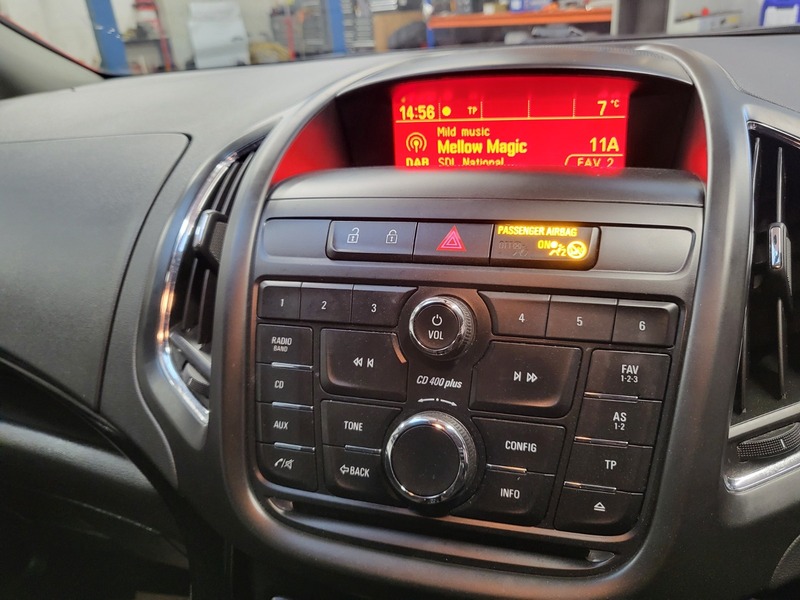 Used Vauxhall Zafira 2016 for sale - 77370344: Photo 5