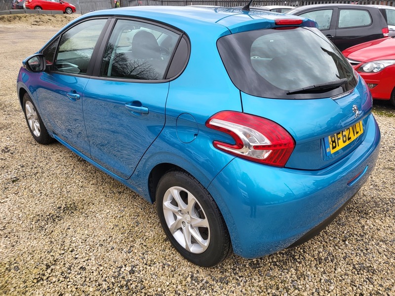 Used Peugeot 208 2012 for sale - 77609606: Photo 17