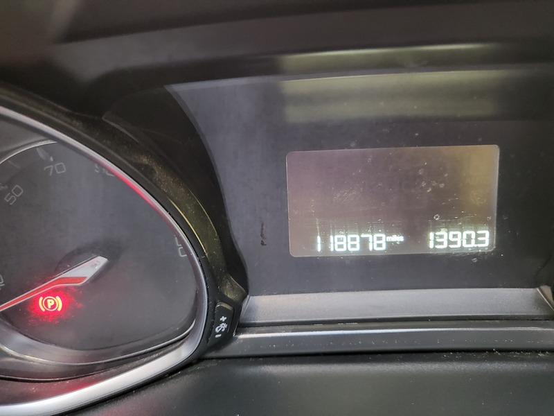 Used Peugeot 308 2015 for sale - 76631127: Photo 10