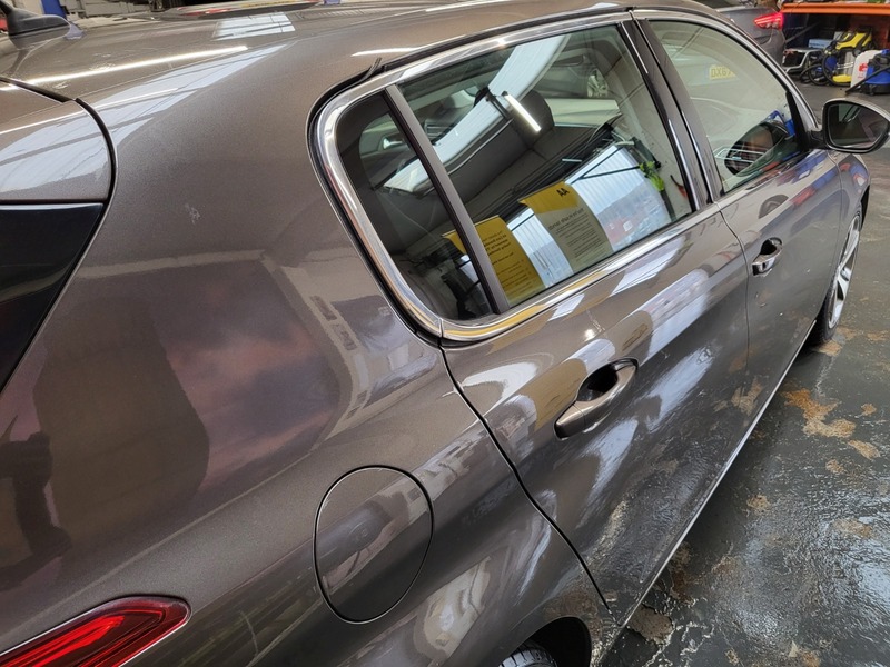 Used Peugeot 308 2015 for sale - 76631127: Photo 11