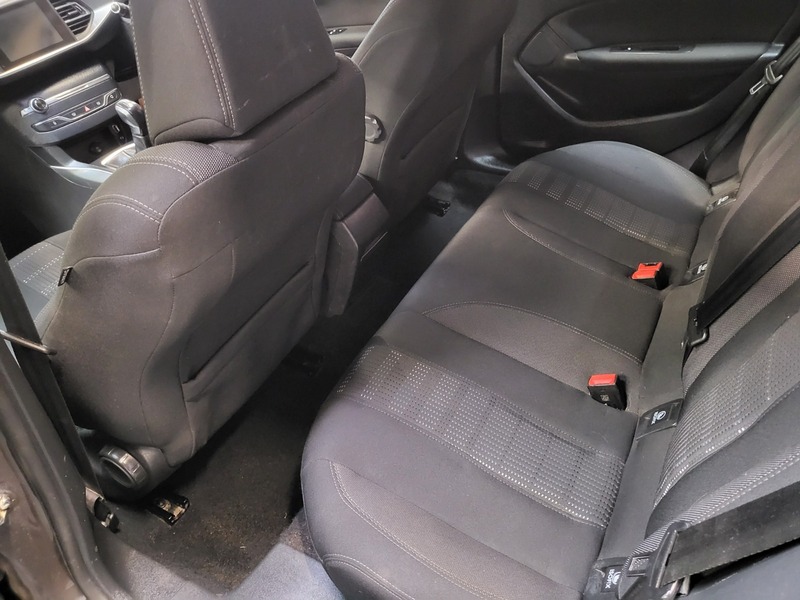 Used Peugeot 308 2015 for sale - 76631127: Photo 21