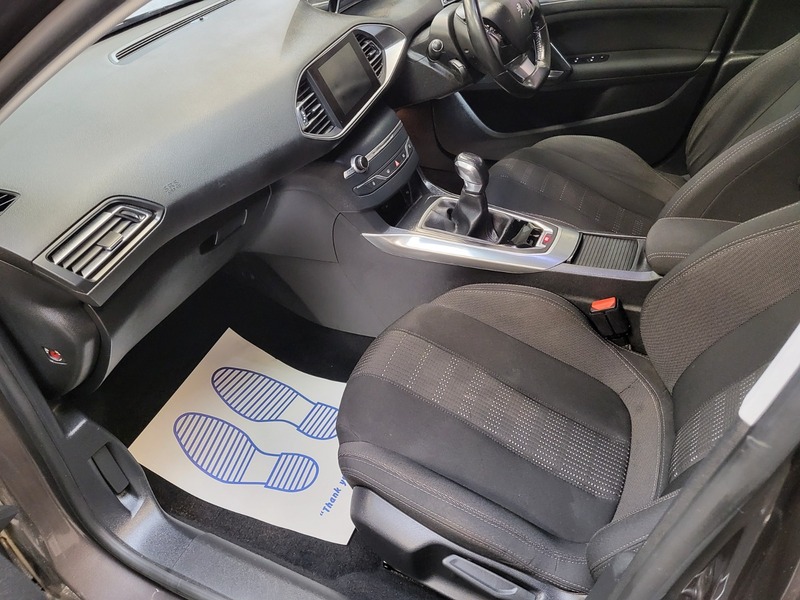 Used Peugeot 308 2015 for sale - 76631127: Photo 23