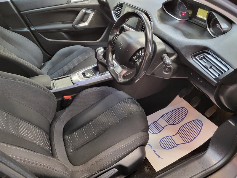 Used Peugeot 308 2015 for sale - 76631127: Photo 3