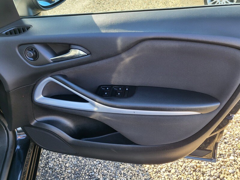 Used Vauxhall Zafira 2015 for sale - 77891466: Photo 14