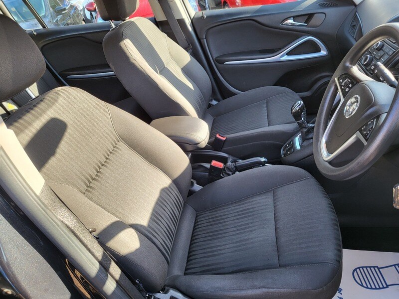 Used Vauxhall Zafira 2015 for sale - 77891466: Photo 17