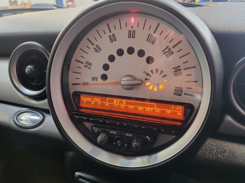 Used MINI Hatch 2011 for sale - 76376427: Photo 5