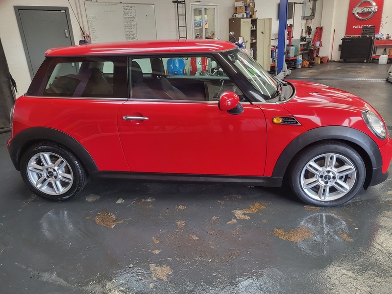 Used MINI Hatch 2011 for sale - 76376427: Photo 8