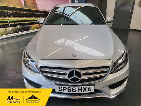 Used Mercedes-Benz C Class 2016 for sale - 75765821: Photo 3