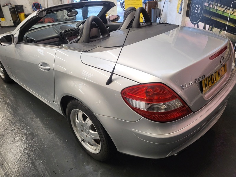 Used Mercedes-Benz SLK 2007 for sale - 76821410: Photo 25