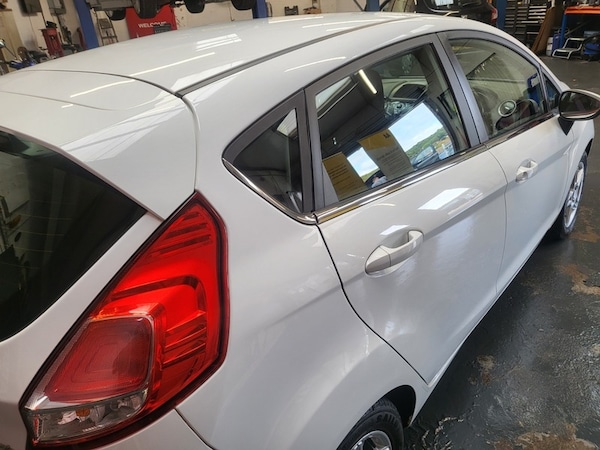 Used Ford Fiesta 2013 for sale - 76009902: Photo 11