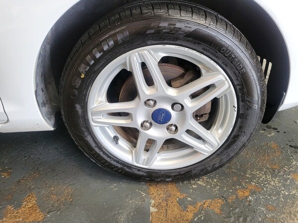 Used Ford Fiesta 2013 for sale - 76009902: Photo 25