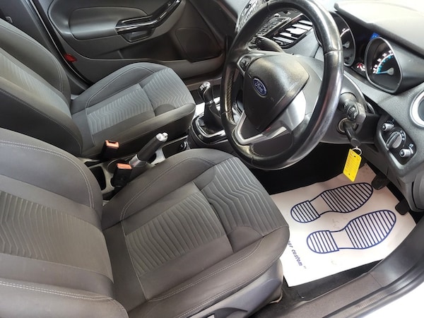 Used Ford Fiesta 2013 for sale - 76009902: Photo 3