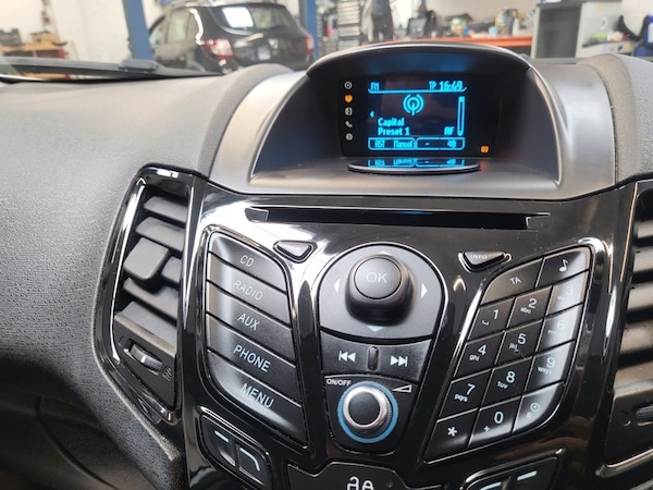 Used Ford Fiesta 2013 for sale - 76009902: Photo 5