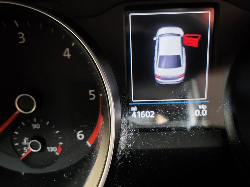 Used Volkswagen Passat 2021 for sale - 76357112: Photo 10