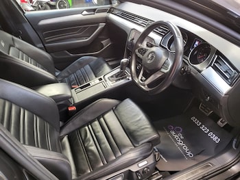 Used Volkswagen Passat 2021 for sale - 76357112: Photo