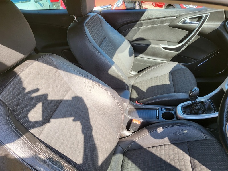 Used Vauxhall Astra GTC 2012 for sale - 77937510: Photo 17