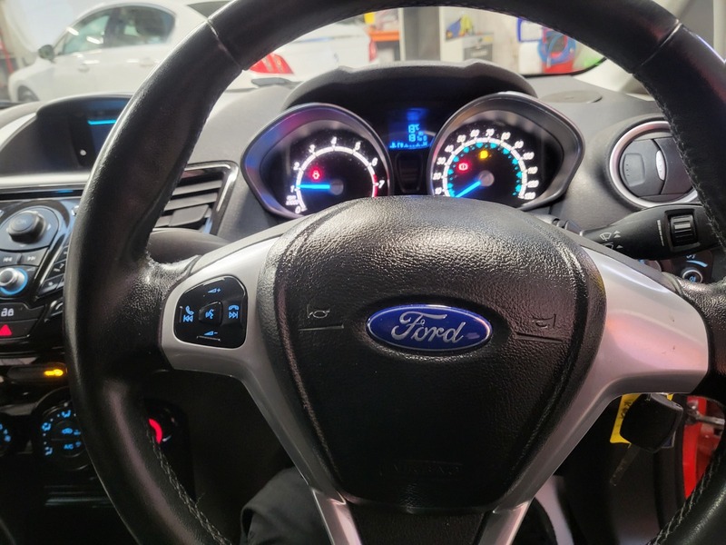 Used Ford Fiesta 2013 for sale - 77288778: Photo 11