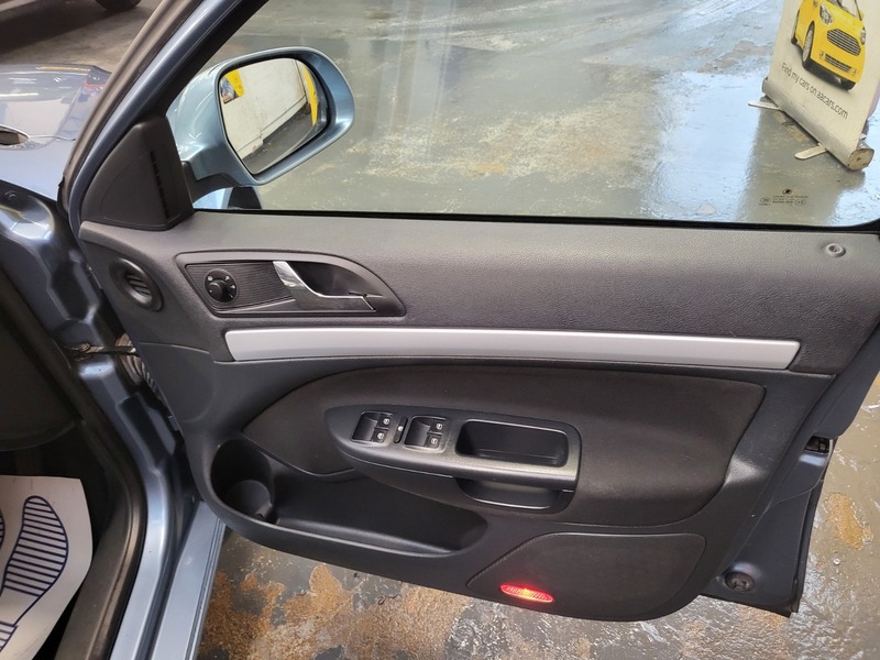 Used Skoda Octavia 2011 for sale - 77409232: Photo 13