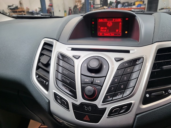 Used Ford Fiesta 2009 for sale - 74580885: Photo 5