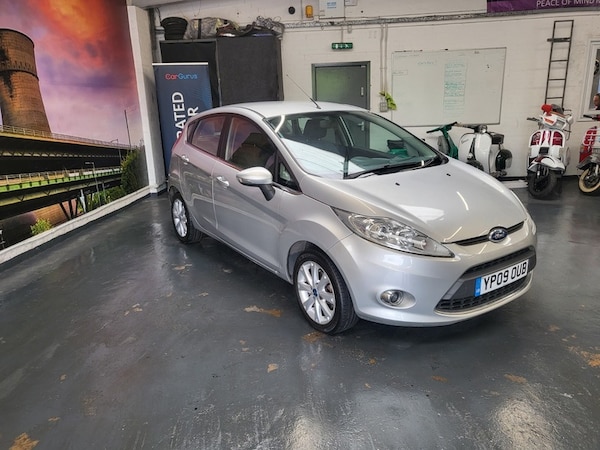 Used Ford Fiesta 2009 for sale - 74580885: Photo 6