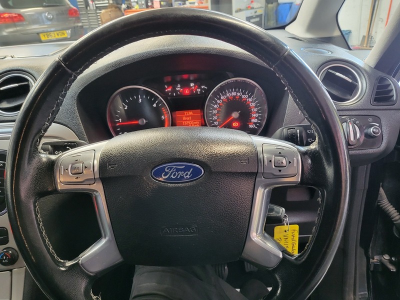 Used Ford Galaxy 2011 for sale - 76655598: Photo 12