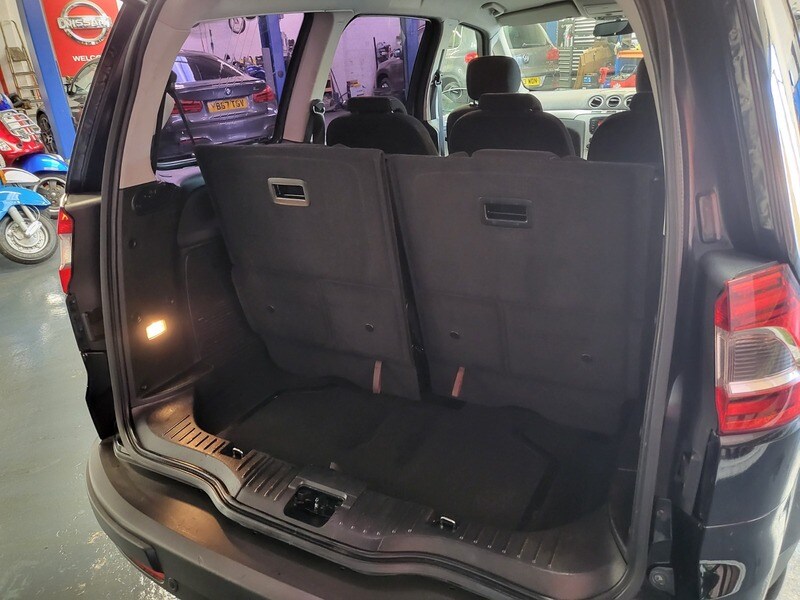 Used Ford Galaxy 2011 for sale - 76655598: Photo 24